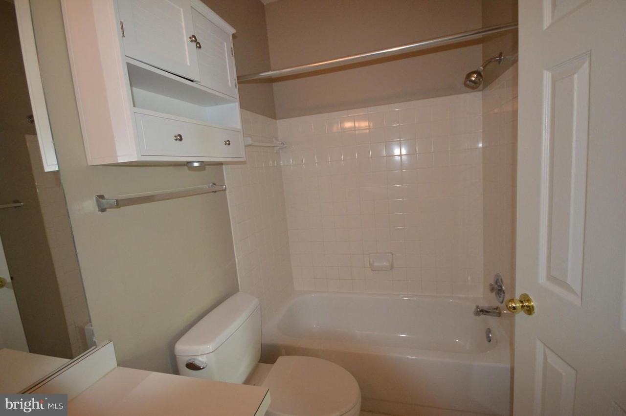 13058 Autumn Woods Way ##301 - Photo 7 of 25