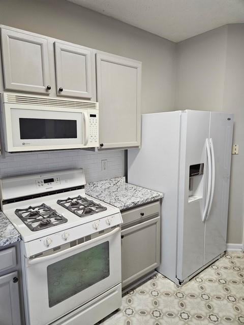 6283 Shoreview Cir - Photo 5 of 25