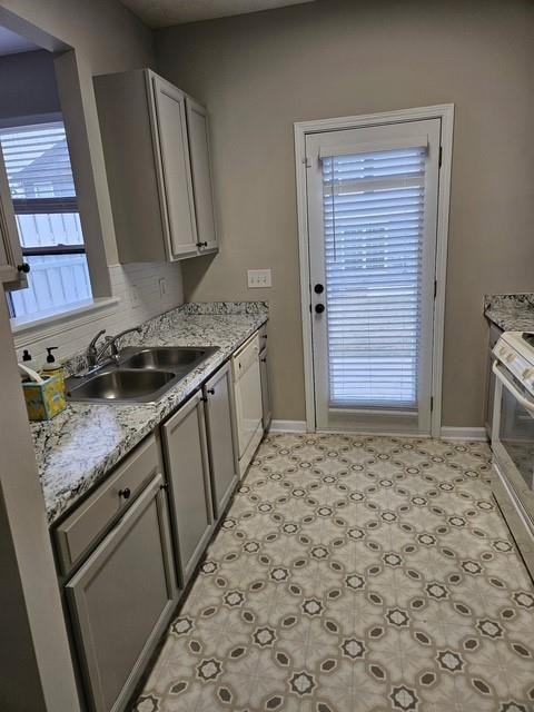 6283 Shoreview Cir - Photo 7 of 25