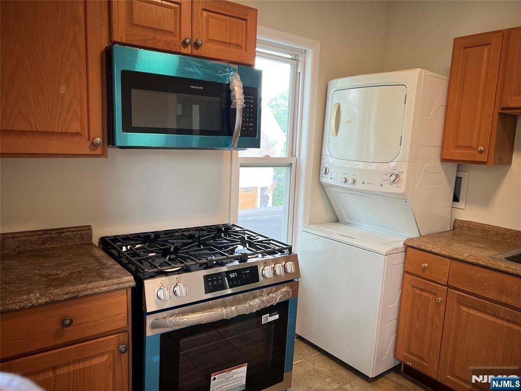 139 Magnolia Ave - Photo 5 of 9