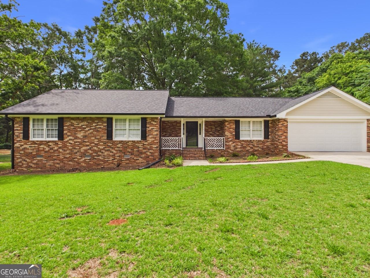 1450 Crooked Creek Rd - Photo 3 of 20