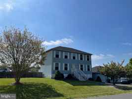 featured image of 21707 Harrison St