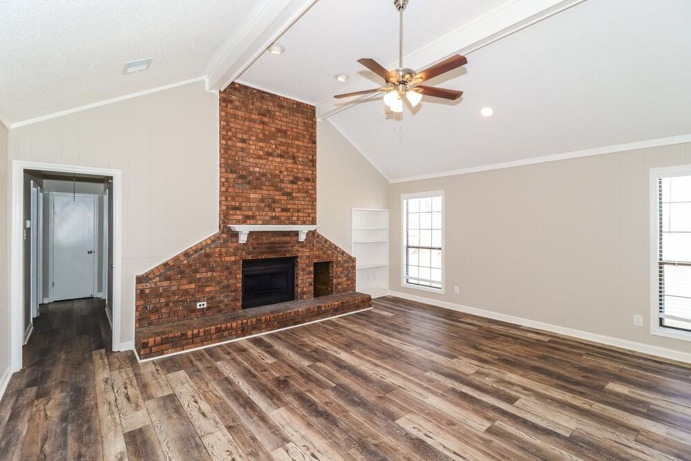 5642 Crievewood Dr - Photo 4 of 16