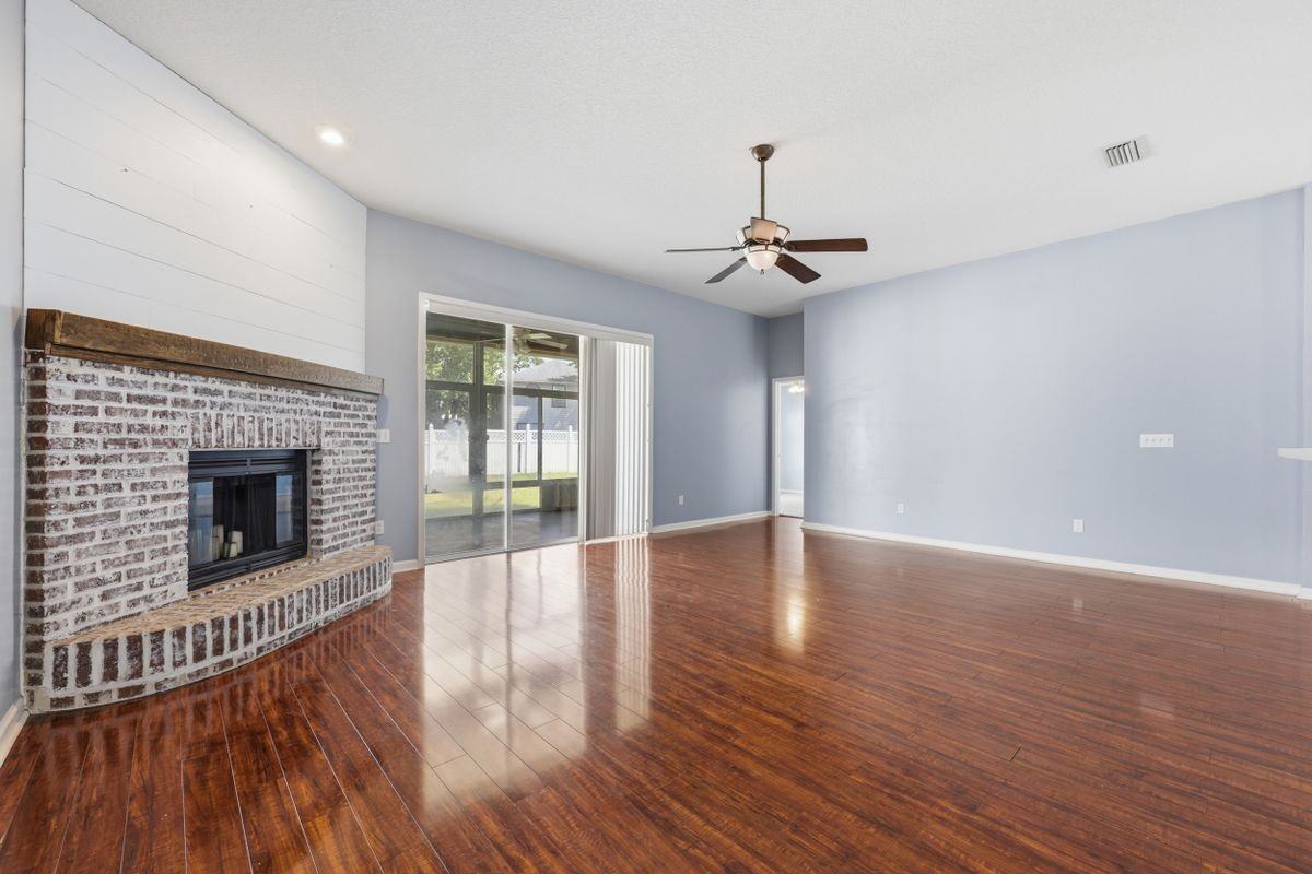 1931 Emily Gail Ct - Photo 4 of 5