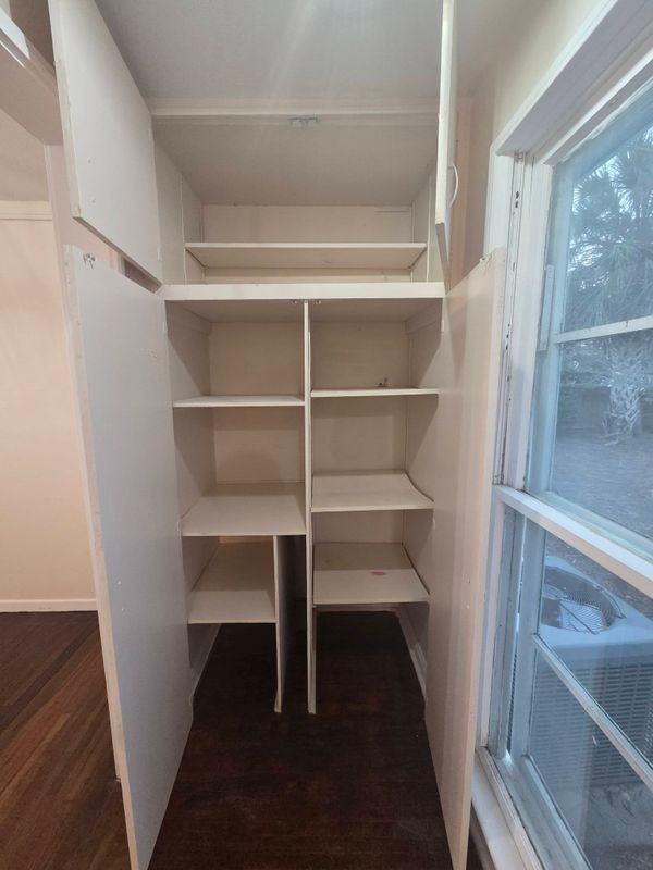 1204 W Lee Ave - Photo 5 of 28