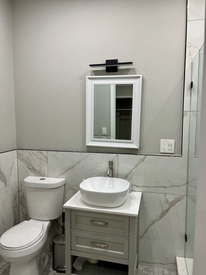 11 Radford Ln #1 - Photo 4 of 21