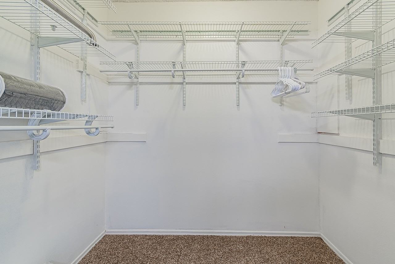 10637 S Calle Raquel #10637 - Photo 4 of 38