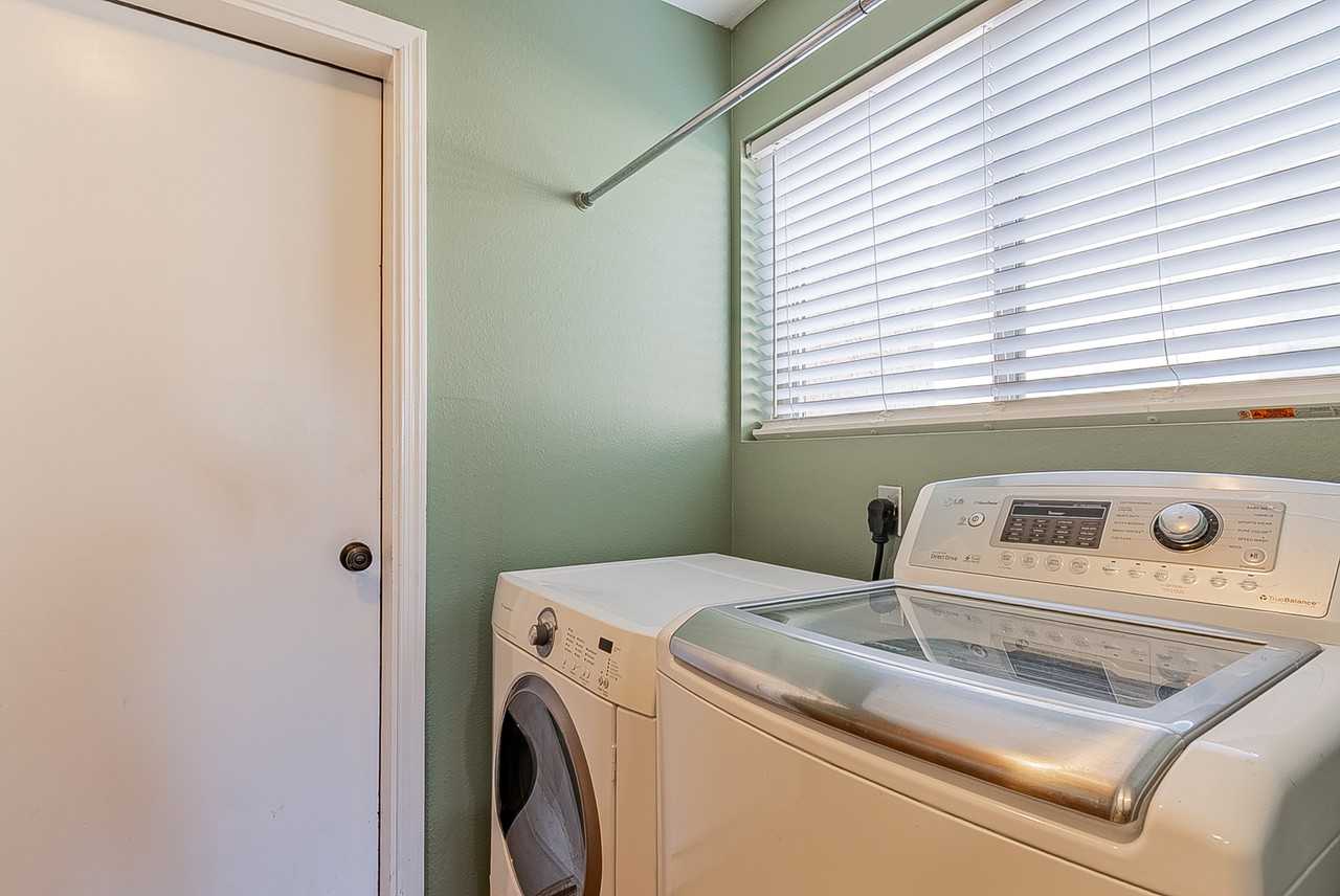 10637 S Calle Raquel #10637 - Photo 5 of 38