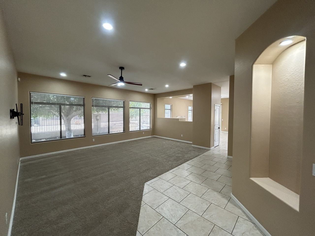 2041 E Fawn Dr - Photo 6 of 50