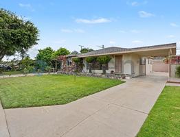 featured image of 7343 Cloverlawn Dr