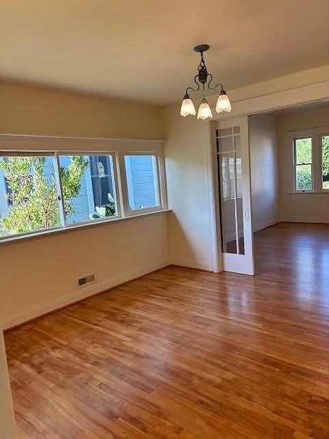 1119 Bath St - Photo 2 of 9