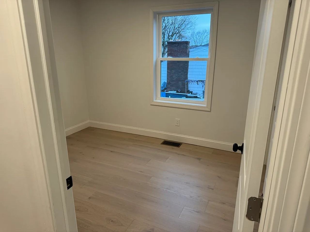 30 Ridgeway Ave - Photo 5 of 9