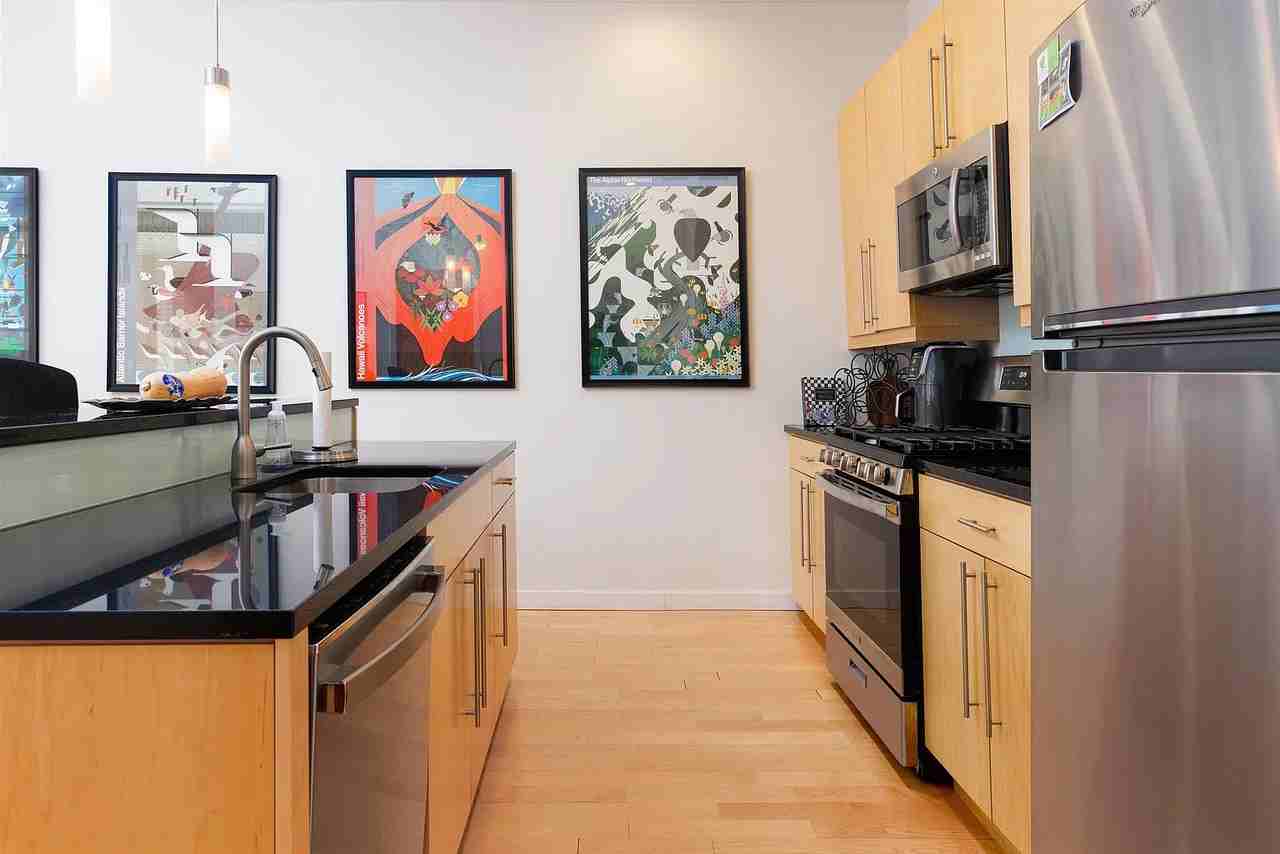 161 Saint Paul St - Photo 2 of 12