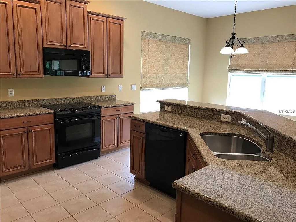 7730 Crescent Palm Dr - Photo 6 of 24
