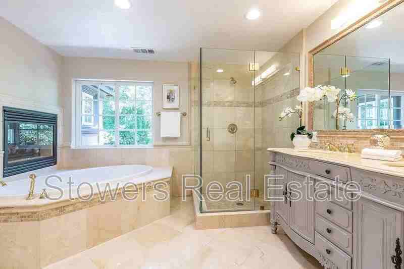 705 Moraga Rd - Photo 3 of 34