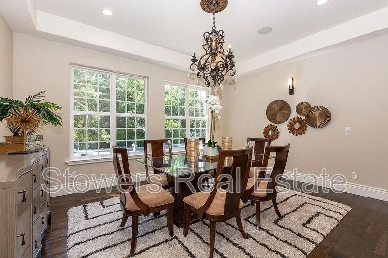 705 Moraga Rd - Photo 5 of 34