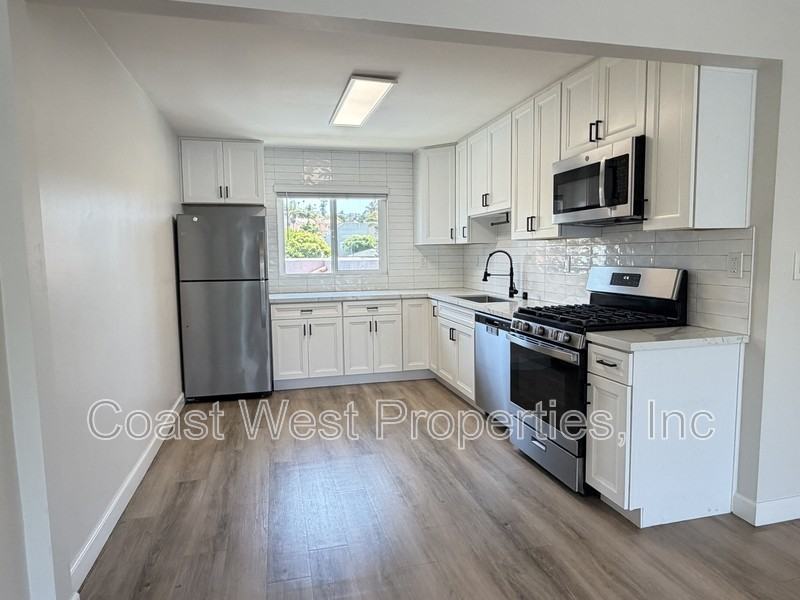 4802 Orchard Ave - Photo 3 of 15