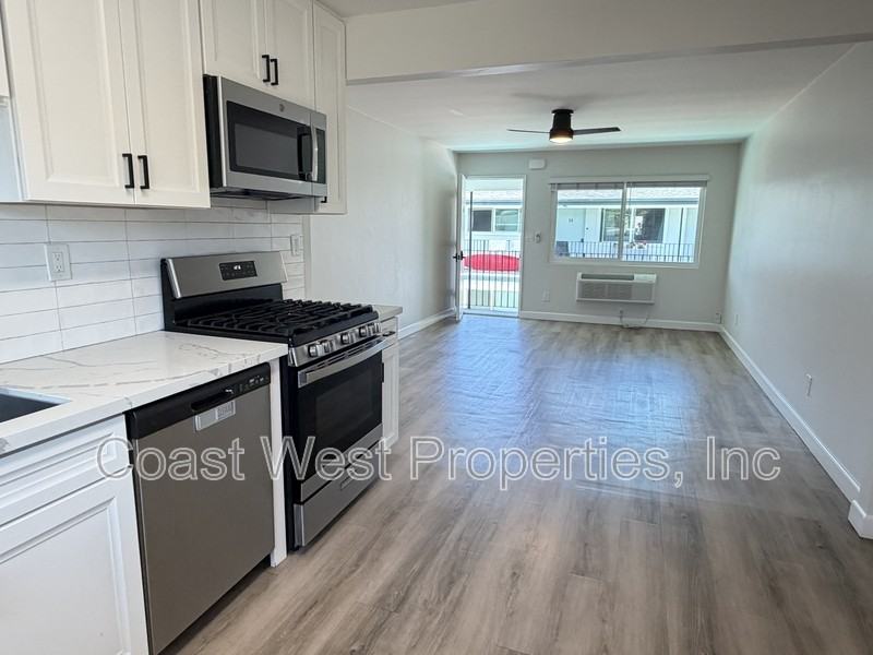 4802 Orchard Ave - Photo 6 of 15