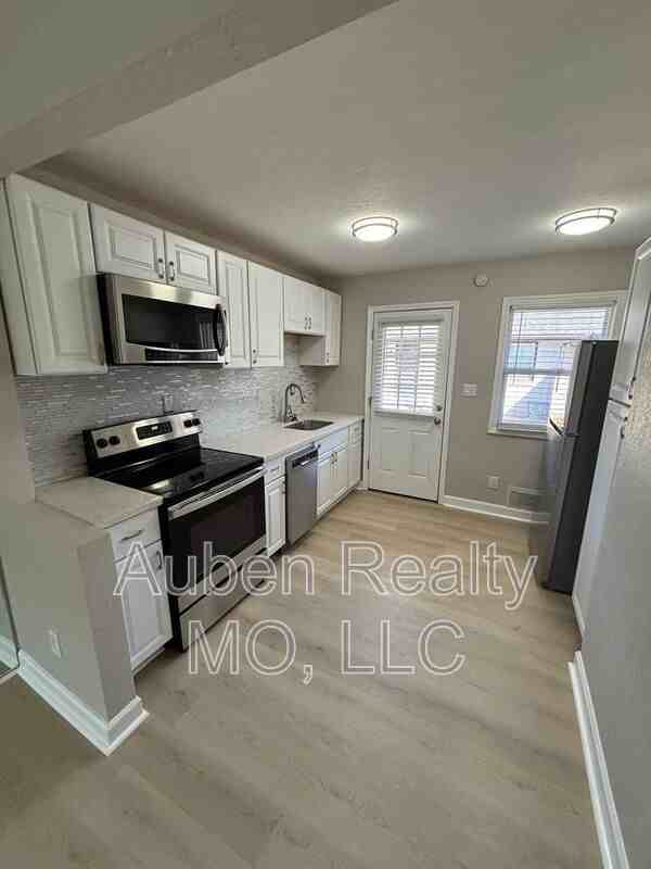 3143 Puckett Rd #740 - Photo 5 of 12
