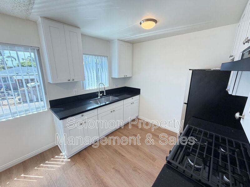 1311 Puls St #D - Photo 4 of 16