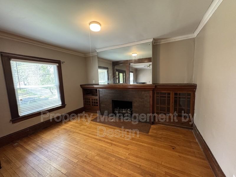 2931 Kingman Blvd - Photo 5 of 15