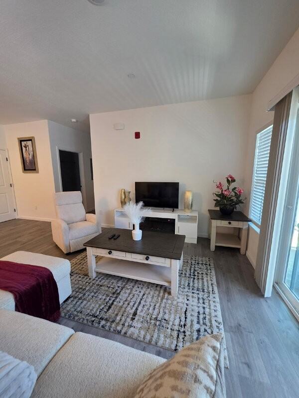 6475 Stockton Blvd - Photo 2 of 14