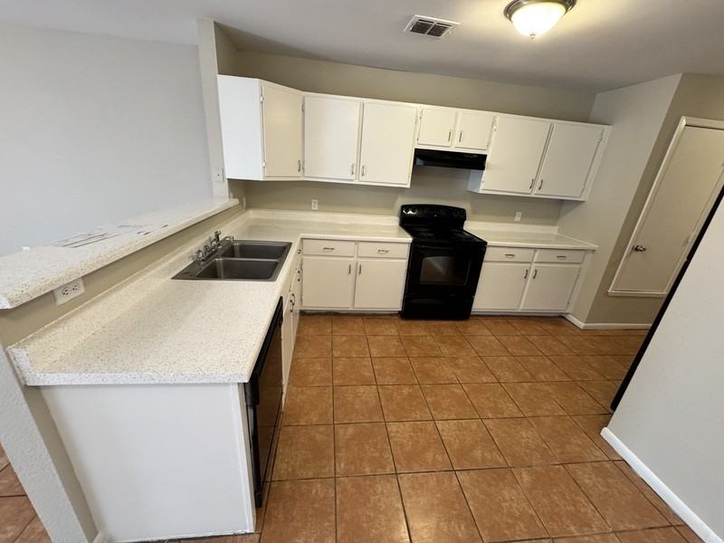 2969 Loving Ave - Photo 4 of 11