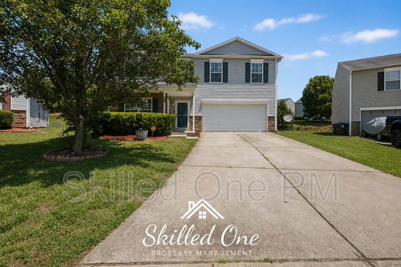 3914 Jack Pine Ct - Photo 2 of 15