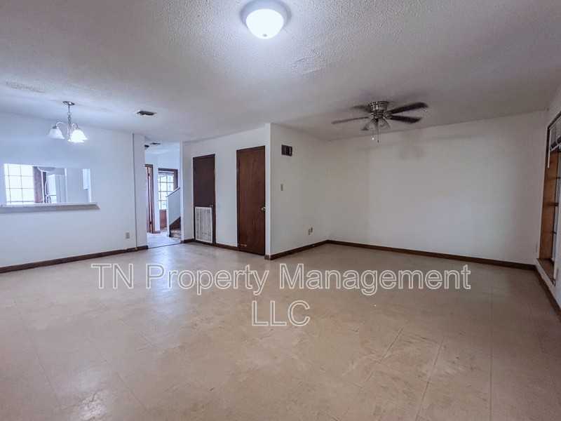 2830 Louisiana Ave - Photo 3 of 10