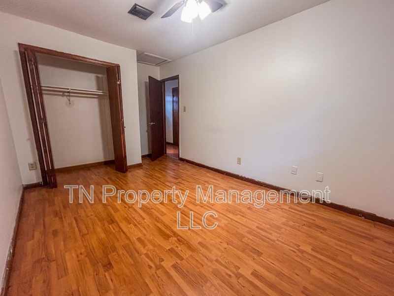 2830 Louisiana Ave - Photo 6 of 10