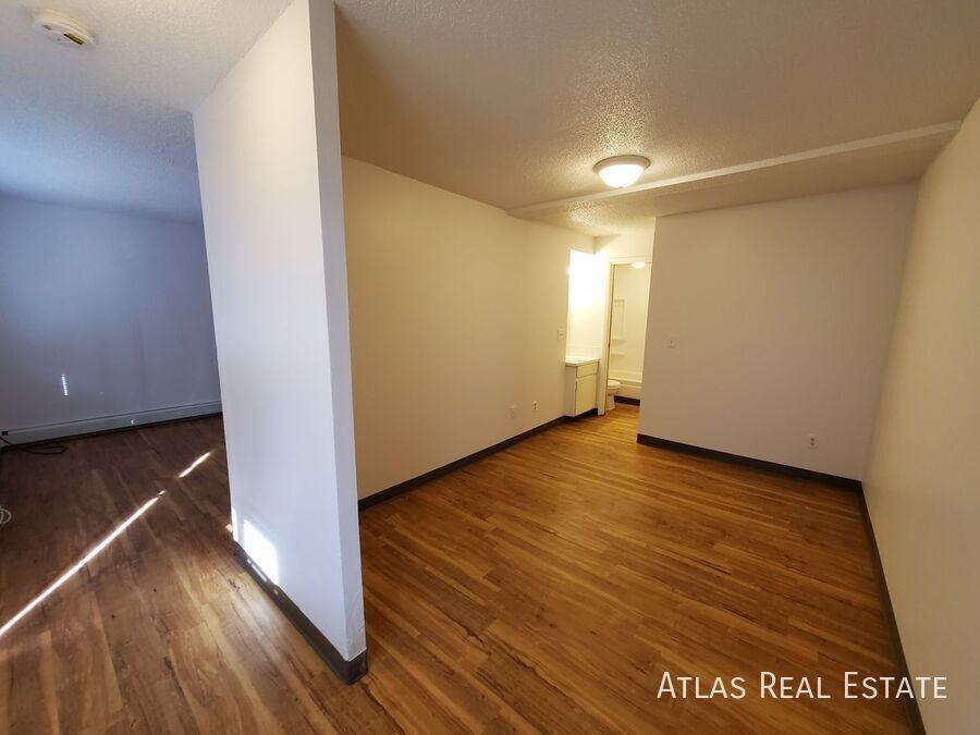 112 Rutgers Avenue - Photo 3 of 11