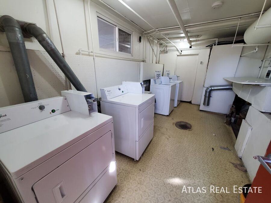 112 Rutgers Avenue - Photo 7 of 11