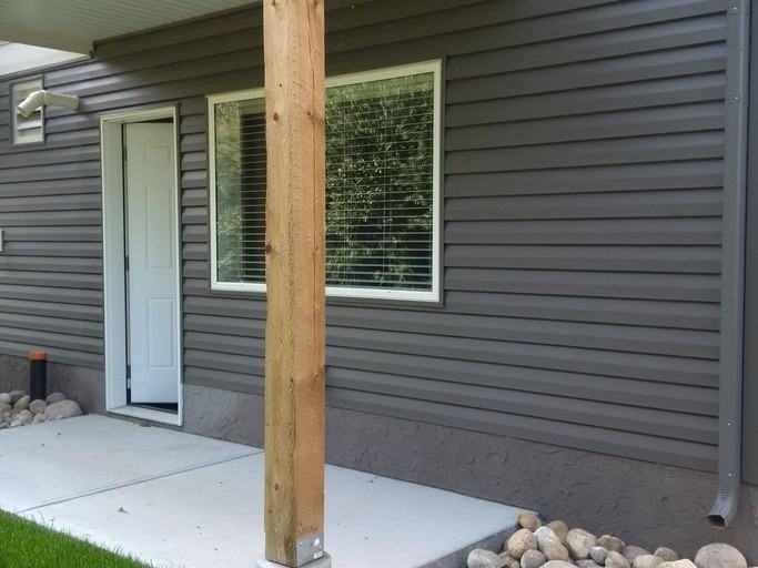 202 Maurer Dr - Photo 2 of 9