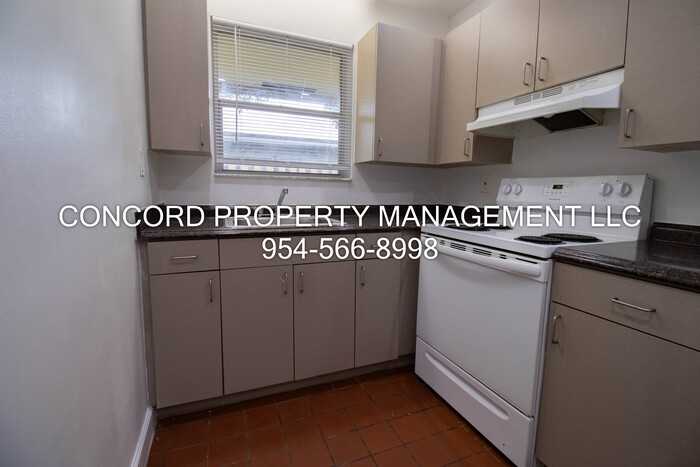 400 Charley Ave #8 - Photo 5 of 10