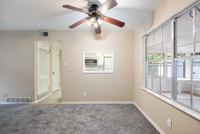 6704 Dubuque Ln - Photo 4 of 20