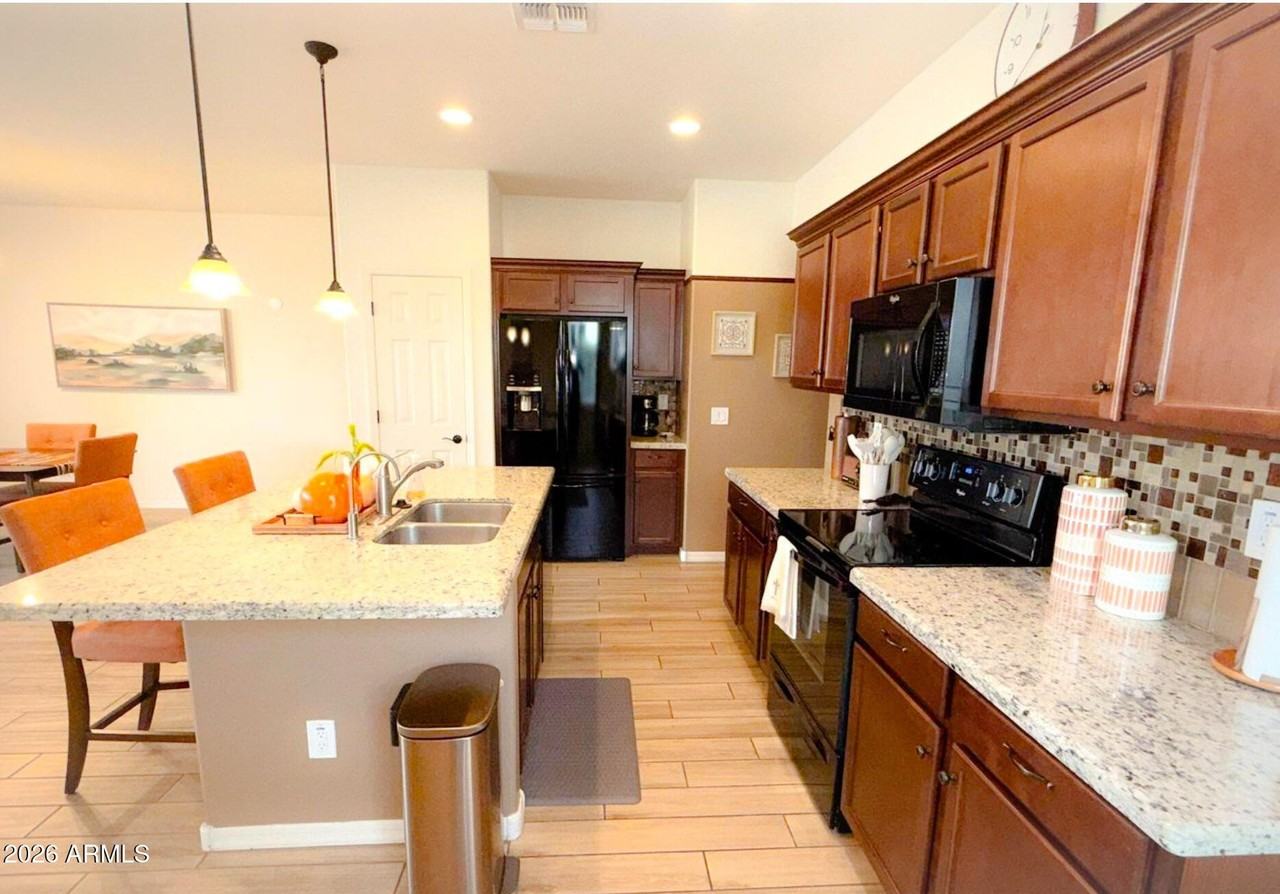 16813 S 178th Dr - Photo 4 of 19