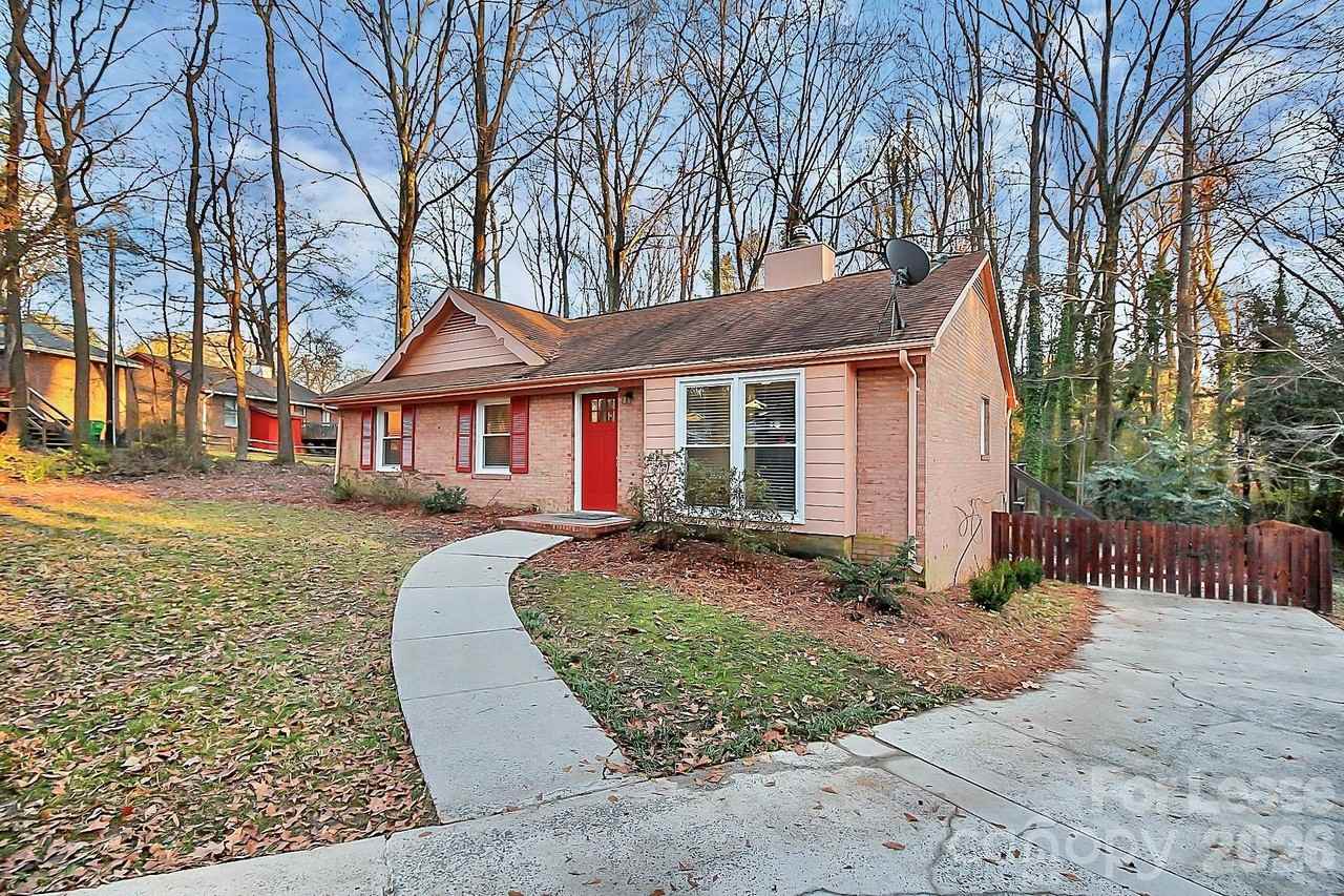 4743 Old Woods Rd - Photo 2 of 27
