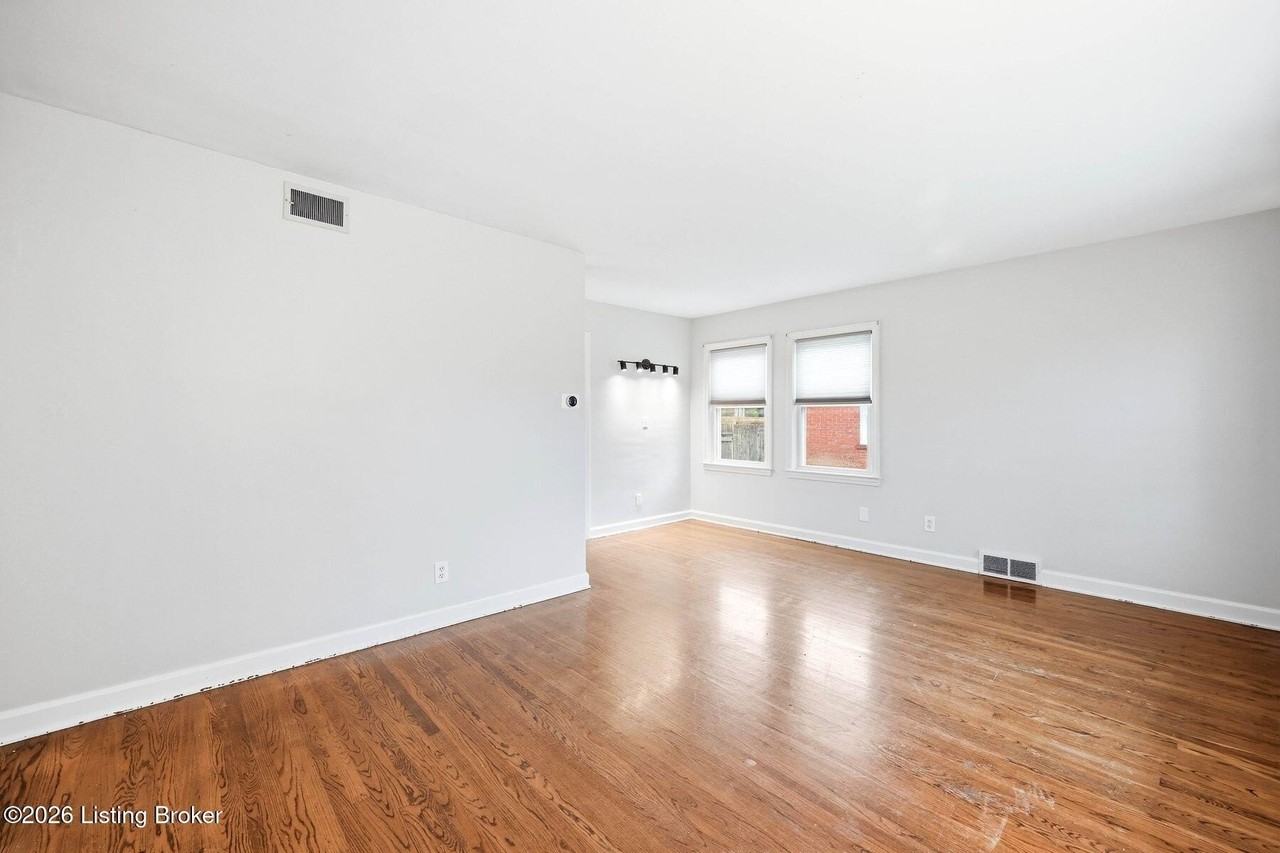 2910 Yorkshire Blvd - Photo 6 of 43