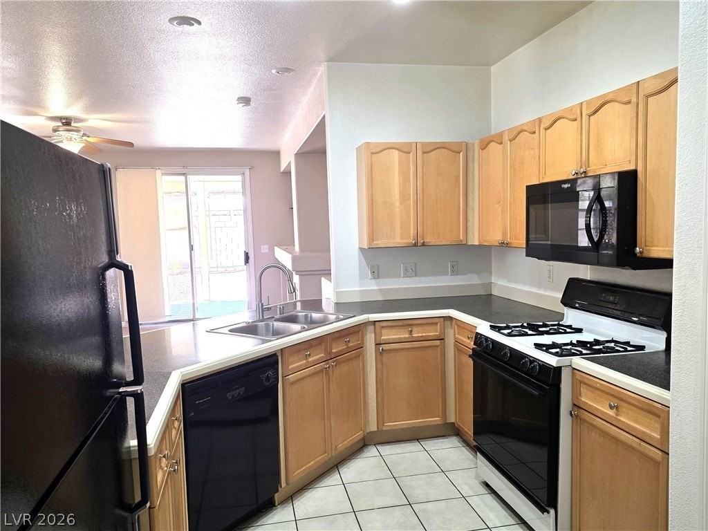 9105 Sparkling Star St - Photo 7 of 20