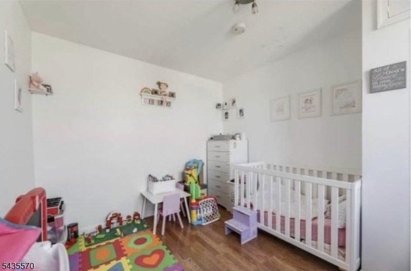 578 N 9th St #2 - Photo 2 of 5