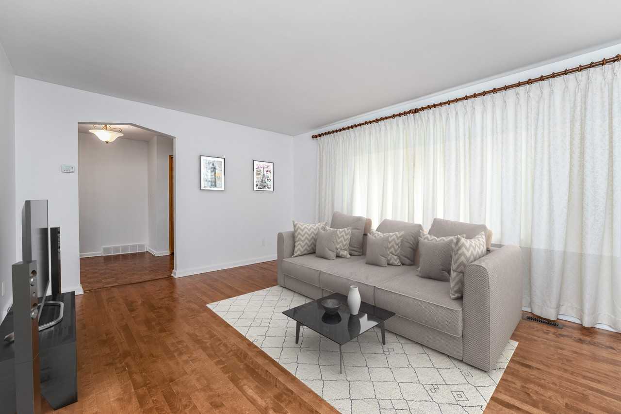 939 Weston Drive - Photo 5 of 20