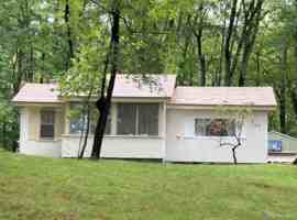 featured image of 130 Whitlock Rd