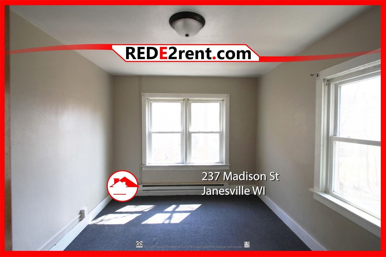 237 Madison St #1 - Photo 5 of 8