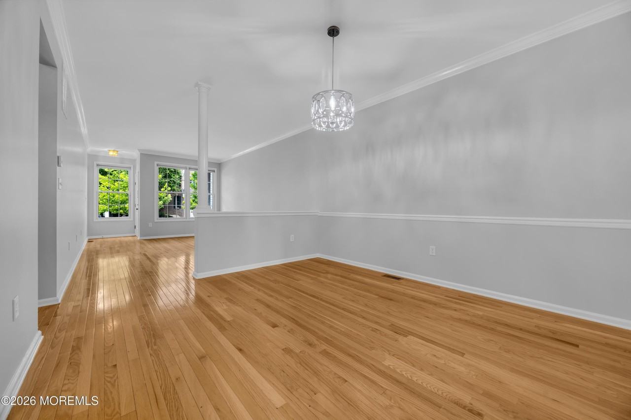10 Deepwater Cir - Photo 3 of 38