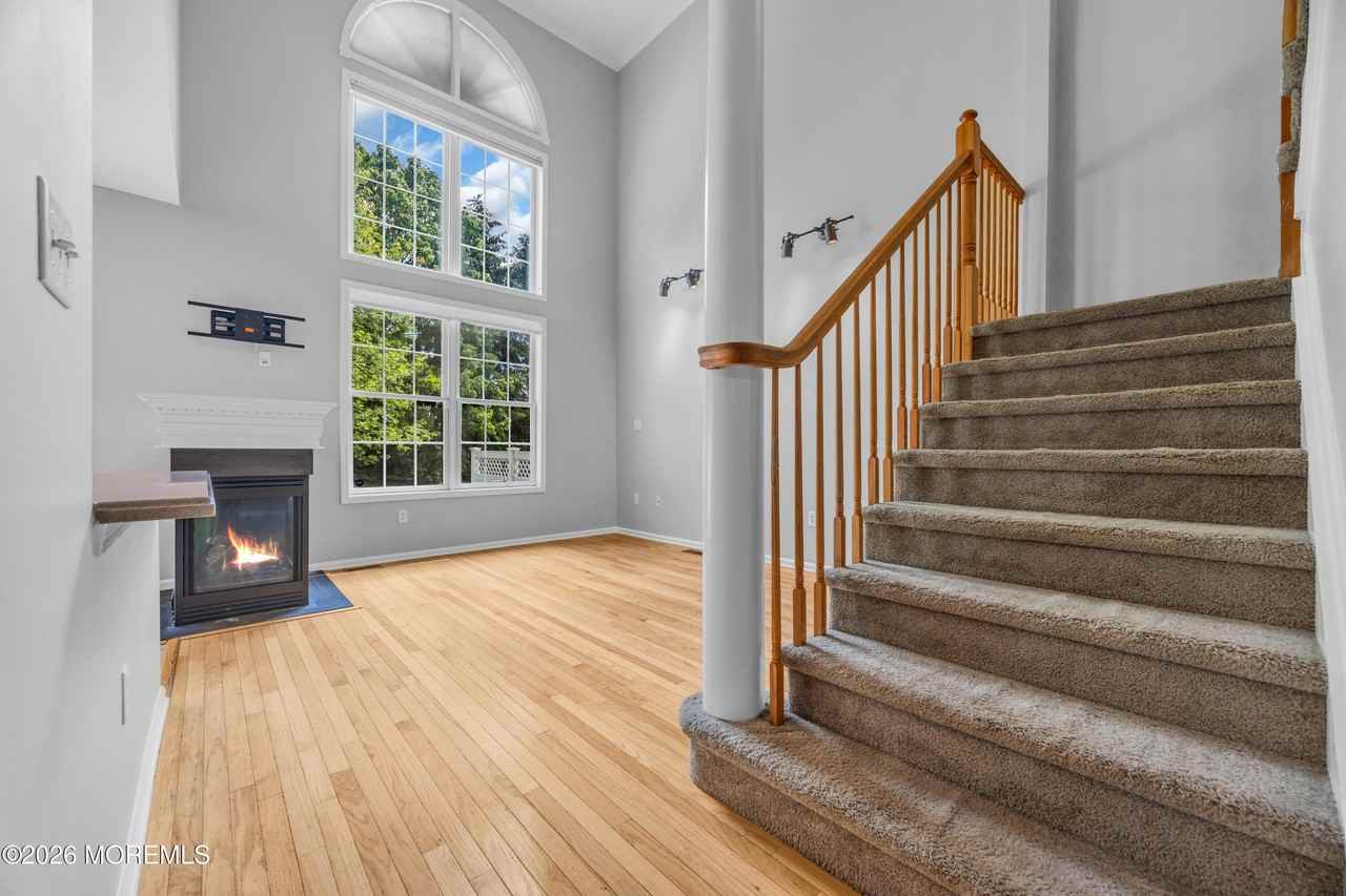 10 Deepwater Cir - Photo 6 of 38