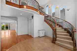 7822 Truxton Ave - Photo 1 of 1