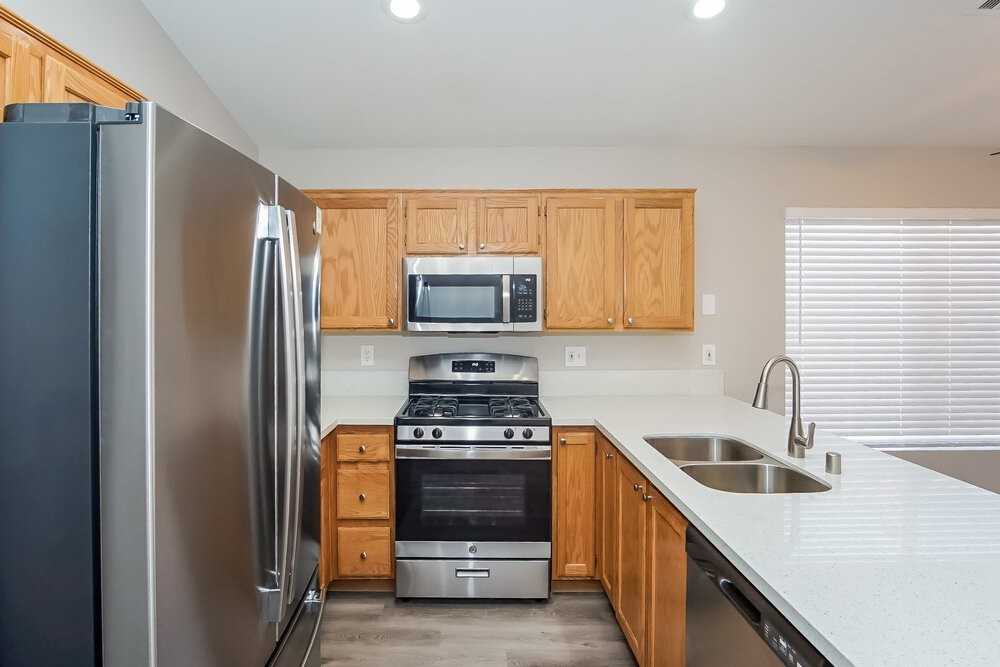 9412 Morehouse Pl - Photo 5 of 16