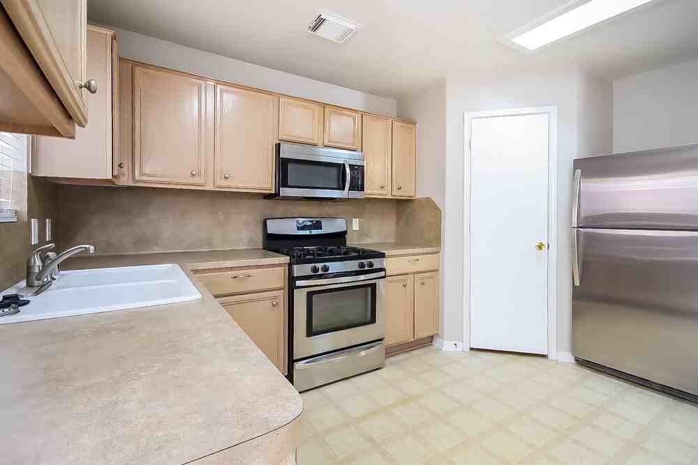 18407 Knob Hill Lake Ln - Photo 7 of 16