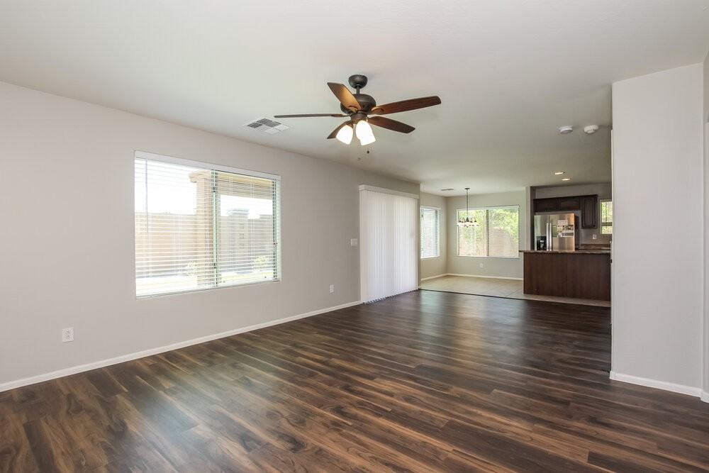 12471 N 75th Dr - Photo 3 of 15