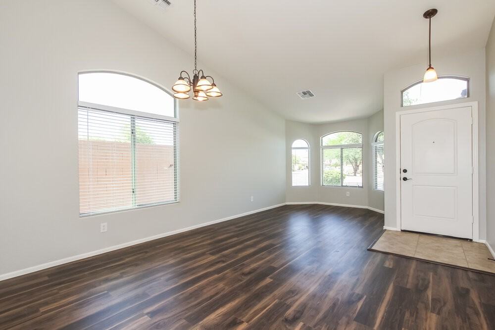 12471 N 75th Dr - Photo 4 of 15